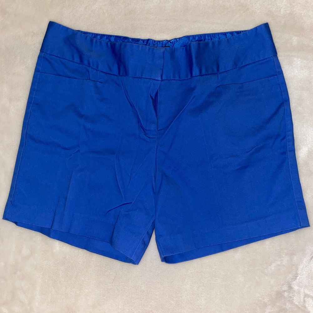 THE LIMITED Shorts